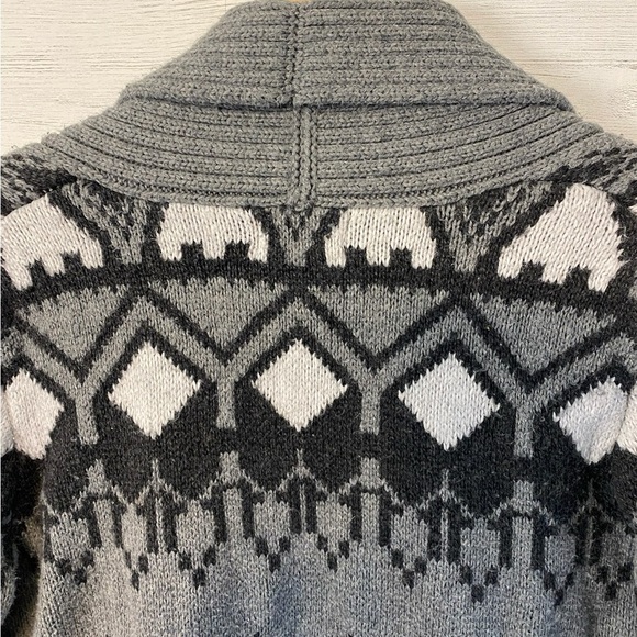 Old Navy Aztec Sweater Cardigan Knit Small Petit Gray White Open Front Grandma - Picture 7 of 9